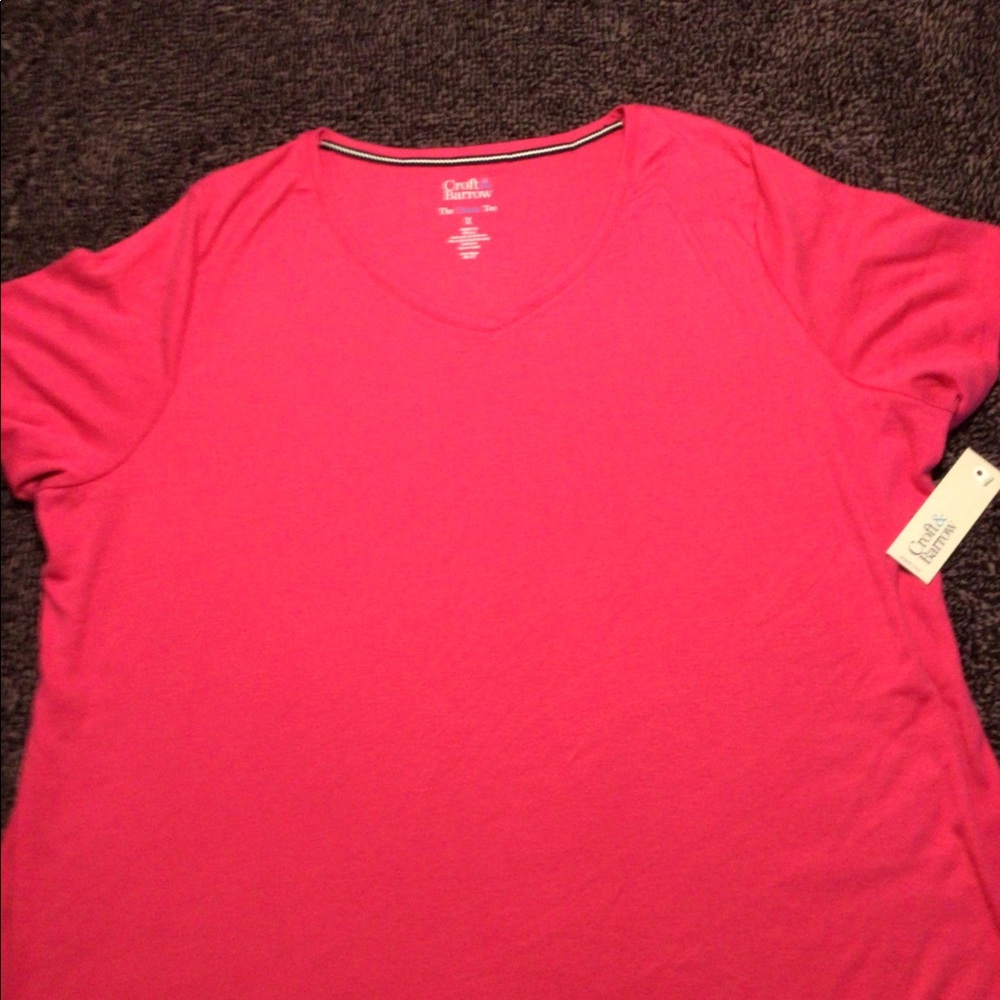 3 plus shirts! - Picture 2 of 7